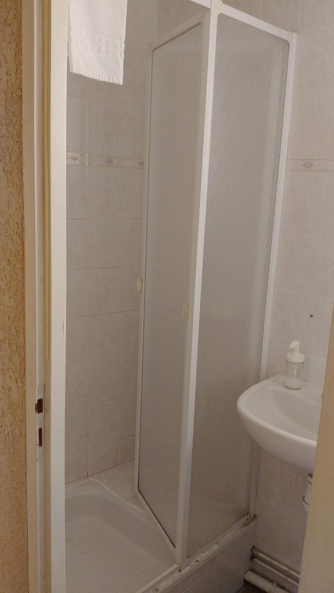 Gite Pilpoil Sault-de-Vaucluse Room photo